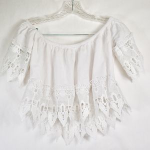 Iris White Crop Crochet embroidery Detail M New no tag